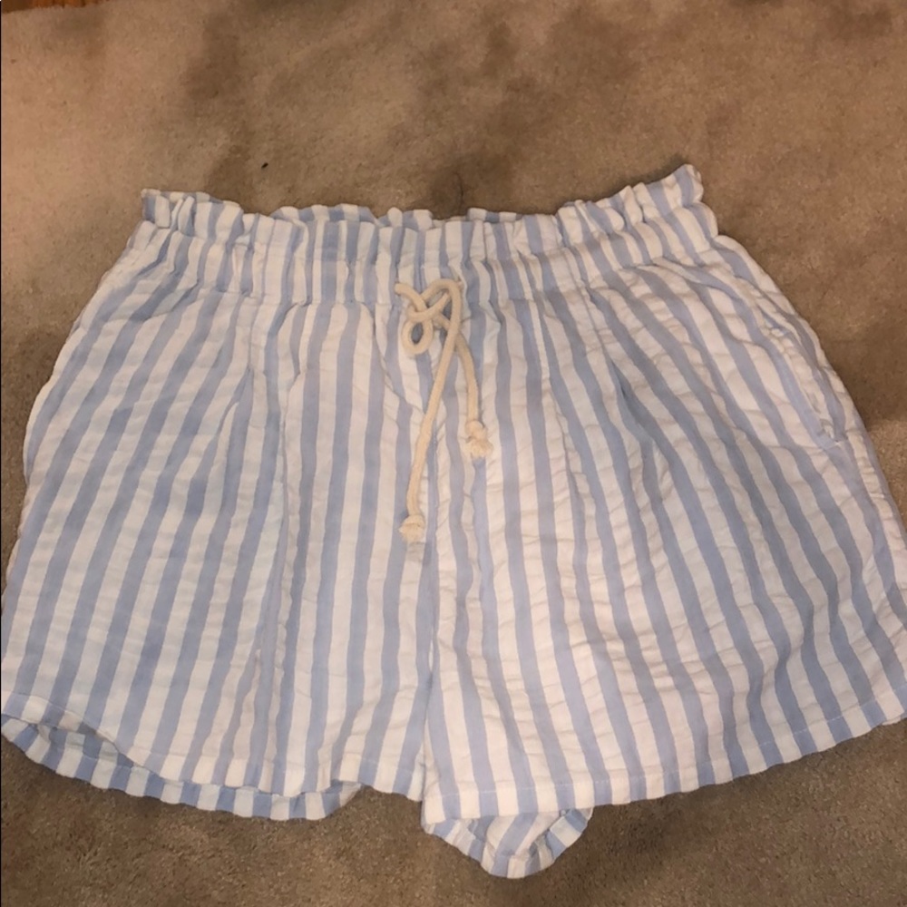 never worn before urban outfitters shorts